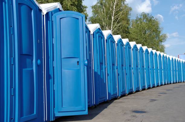 Best Portable restroom trailer rental  in Oak Point, TX